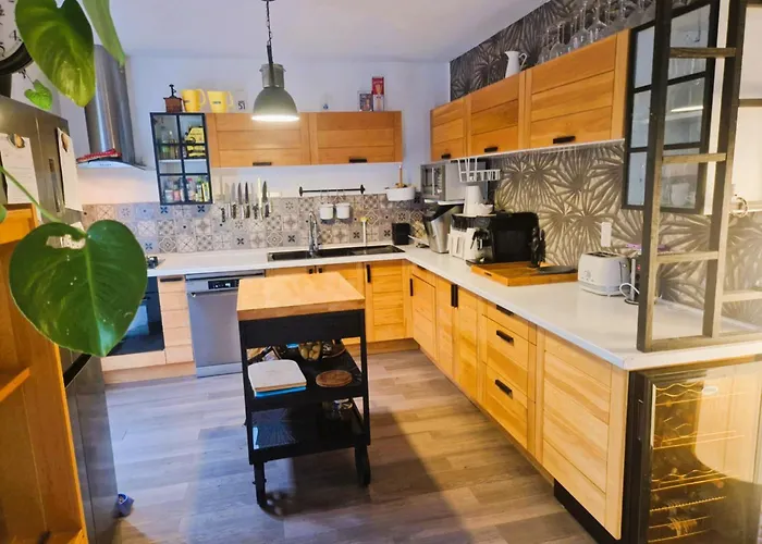 Maison Tiki Tahiti Alès